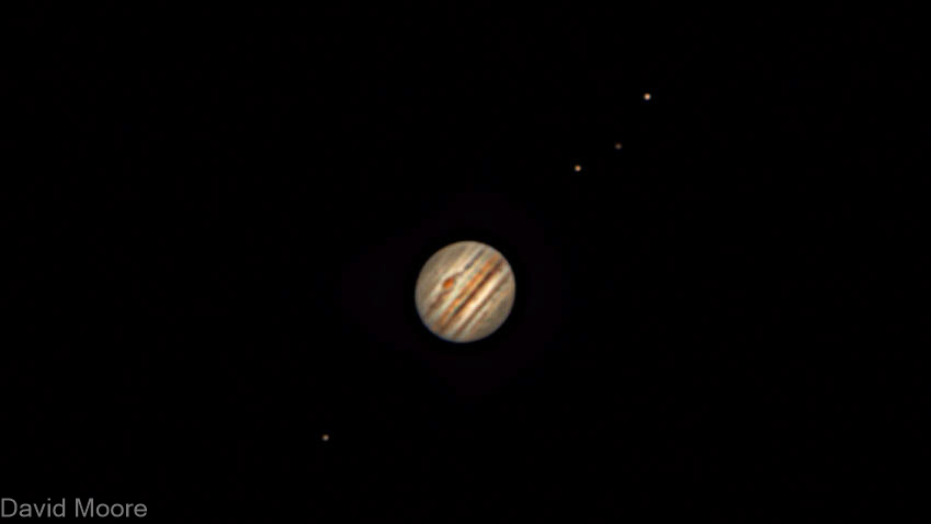 Jupiter and red spot with 4 moons